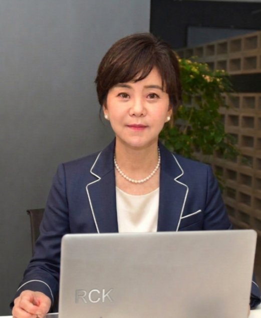 Ms. Soo-Jin Park